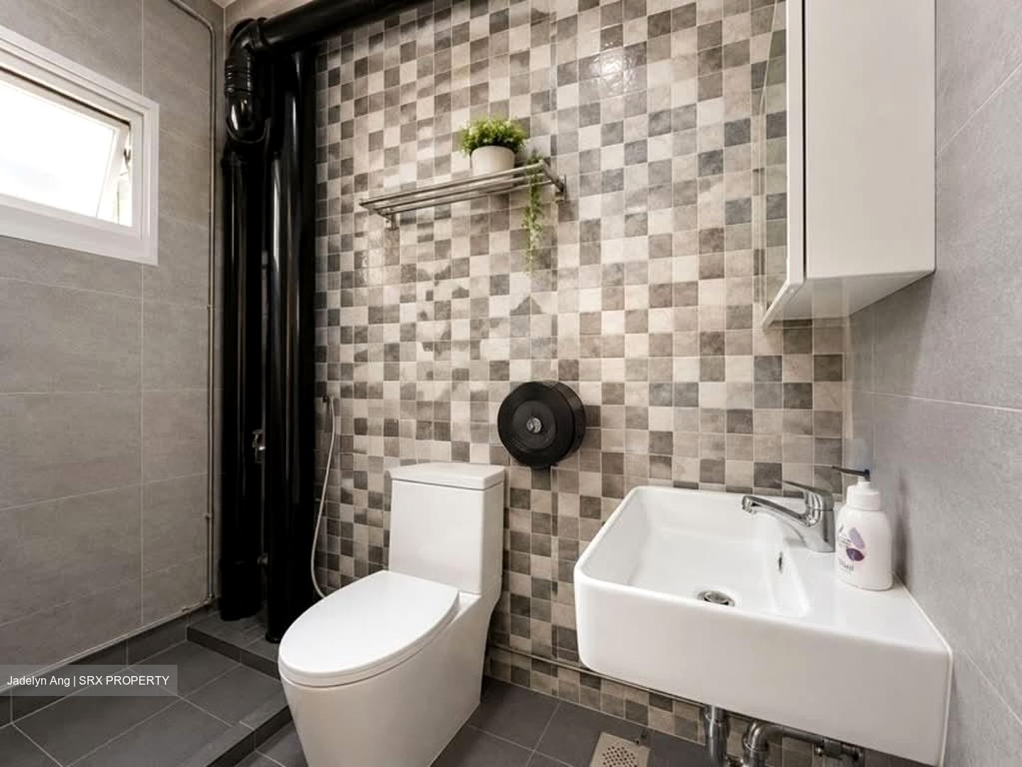 Blk 484B Choa Chu Kang Avenue 5 (Choa Chu Kang), HDB 5 Rooms #581400411